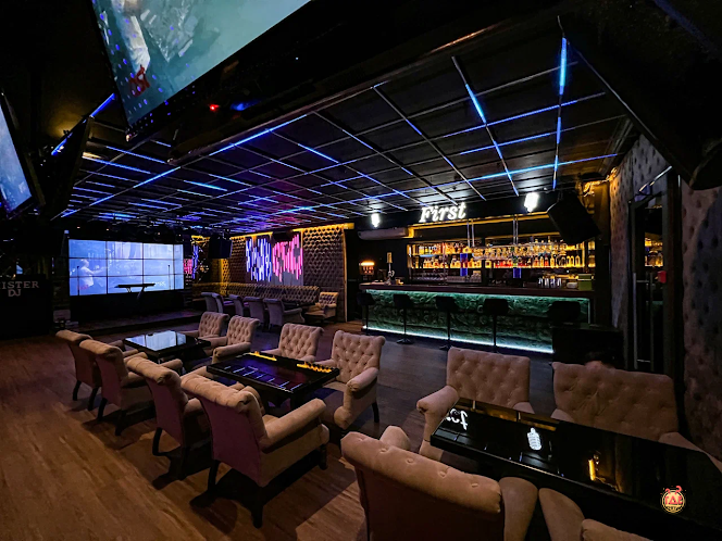 Караоке- клуб в «First» фотография №10