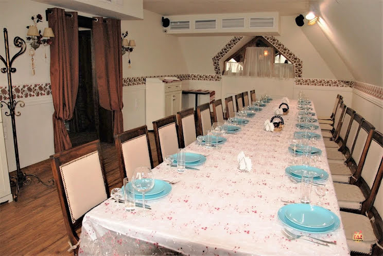 Белый зал в «ХАТА» фотография №1