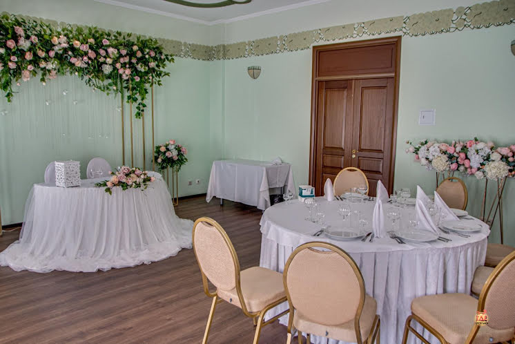 Зал «Императорский» в «Бристоль-Жигули» фотография №19