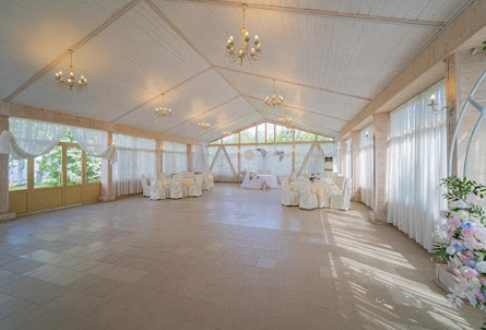 Белый зал в Основной зал 