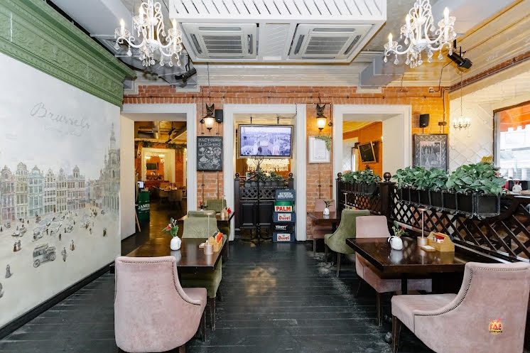 Зал "Брюссель" в «Leuven Belgian Brasserie» фотография №14