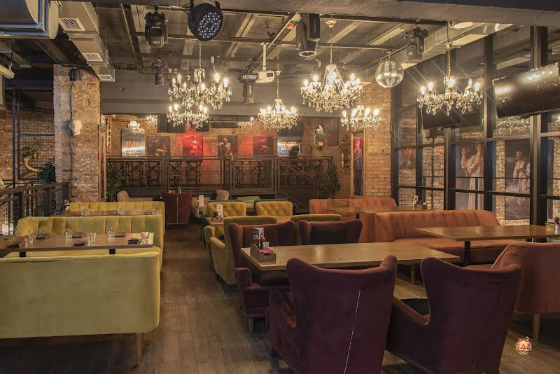 Hunter club фотография №3