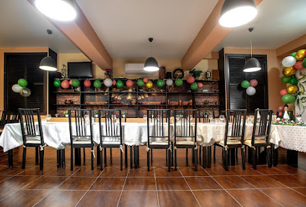 Банкетный зал в Малый зал 