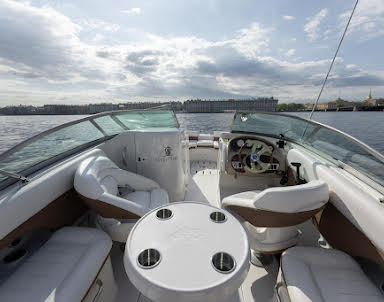  ресторан YES BOAT