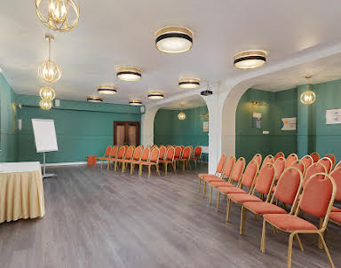  ресторан ZVENIGOROD