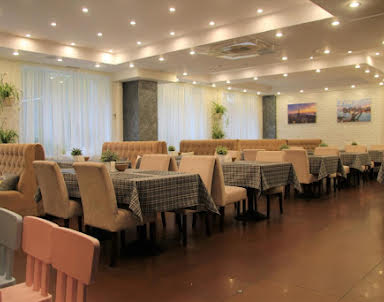  ресторан Кушай Город