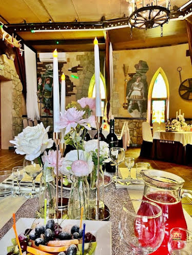 Каминный зал в «Замок в долине» фотография №4