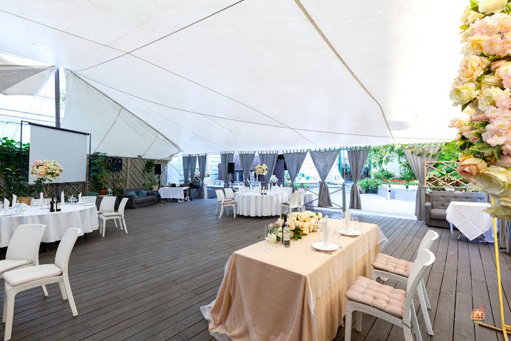 Летняя веранда в «Консул» фотография №7