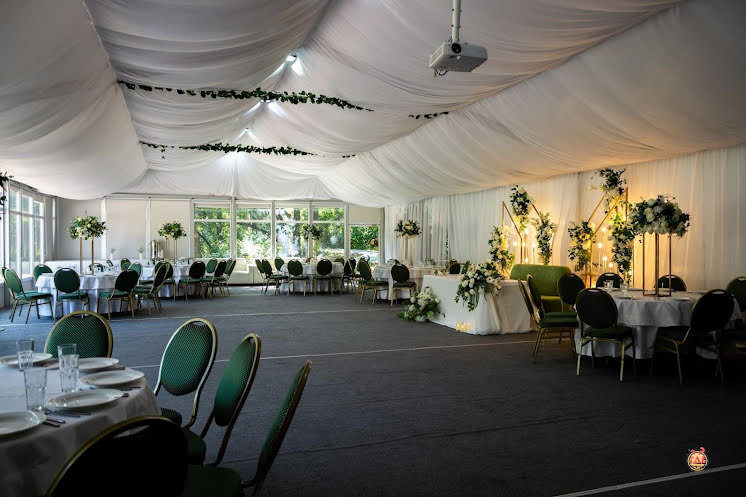 Зал "Лесной шатёр" в «Дубровский» фотография №5