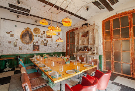 Малый зал до 15 гостей в Малый зал до 10 гостей