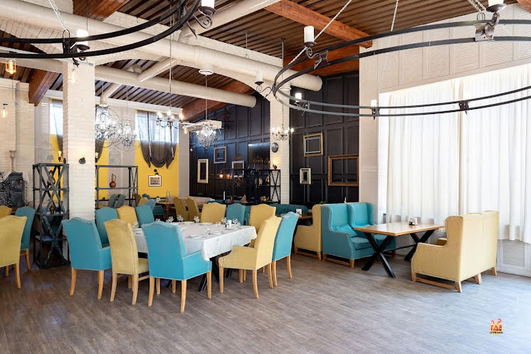 Основной зал в «Надежда» фотография №18