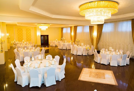 Основной зал в Основной зал