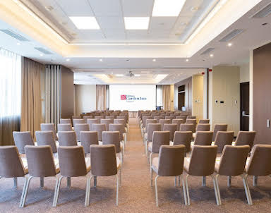  ресторан Hilton Garden Inn Volgograd