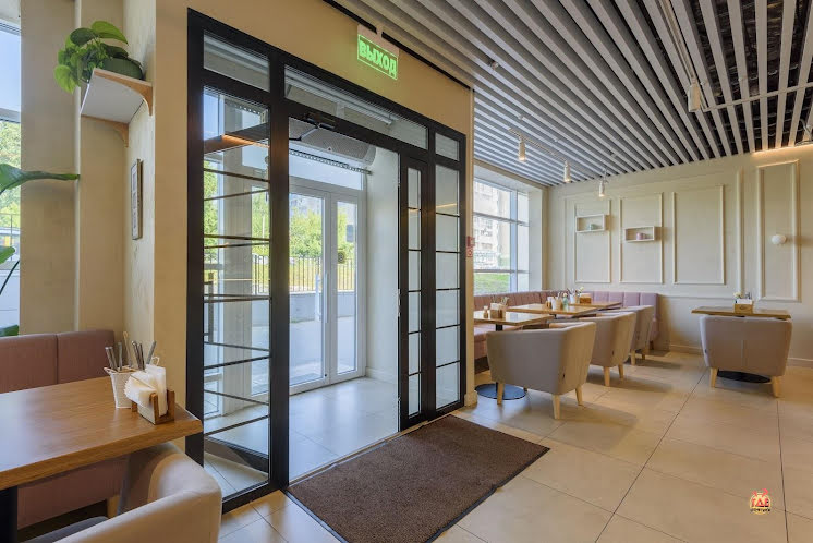 Основной зал  в «Pepperoni на Кул Гали» фотография №2