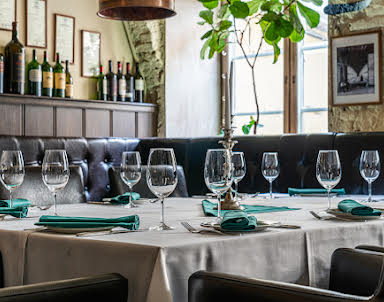  ресторан Stroganoff Steak House