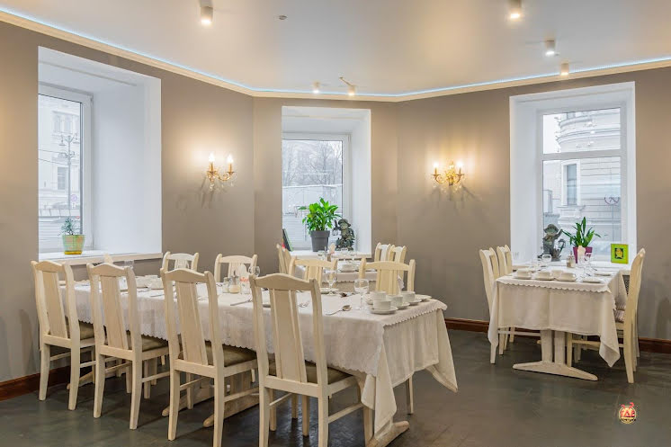 Угловой зал в «Чайковский на Театральной» фотография №7