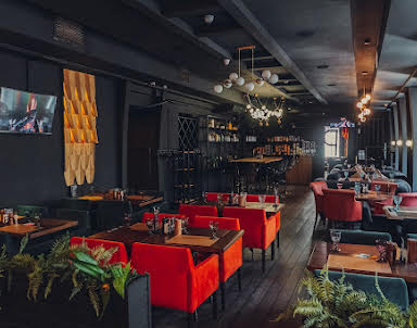 День рождения в PAR на Восстания