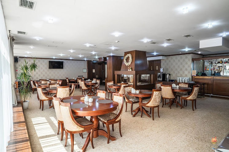 Основной зал в «Горная Резиденция» фотография №3