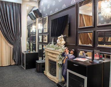  ресторан Академия Караоке на Ширямова