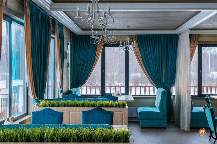 Основной зал в «Жульен» фотография №10