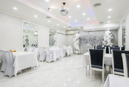 Малый зал в Малый зал