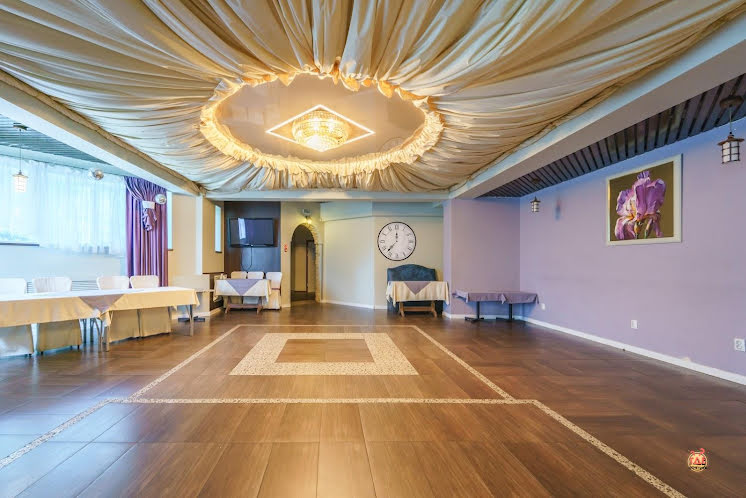 Основной зал в «7 Пятниц» фотография №6