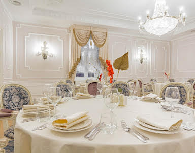  ресторан Milutin Palace