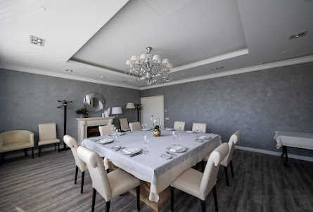 Малый зал в Малый зал