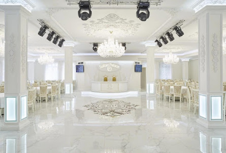 Зал на 250 человек в Зал на 20 человек