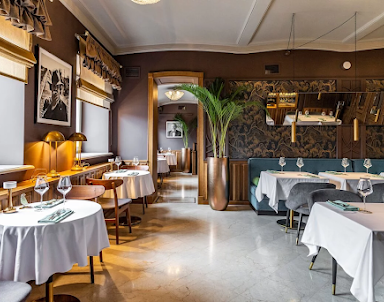  ресторан 12 Grand Cafe