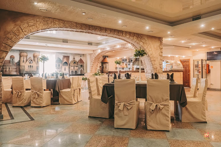 Основной зал в «Старое Шале» фотография №8