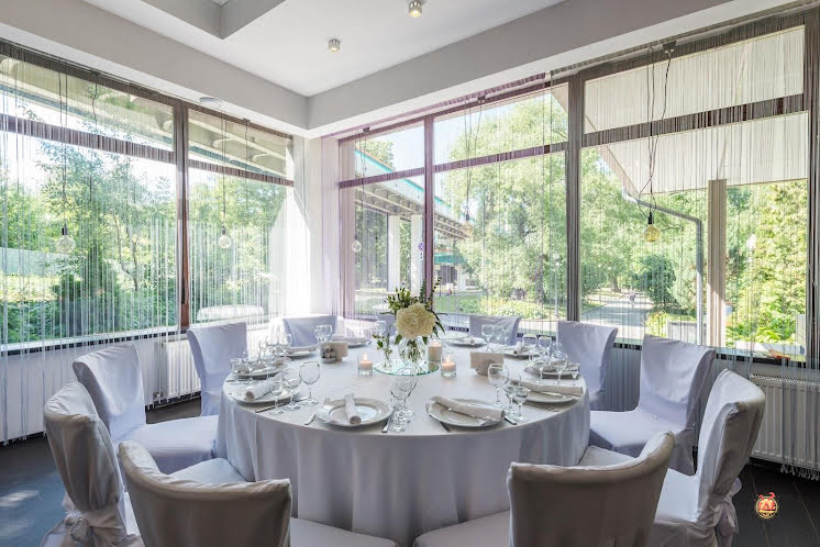 Малый зал в «Времена года в Парке Горького» фотография №3