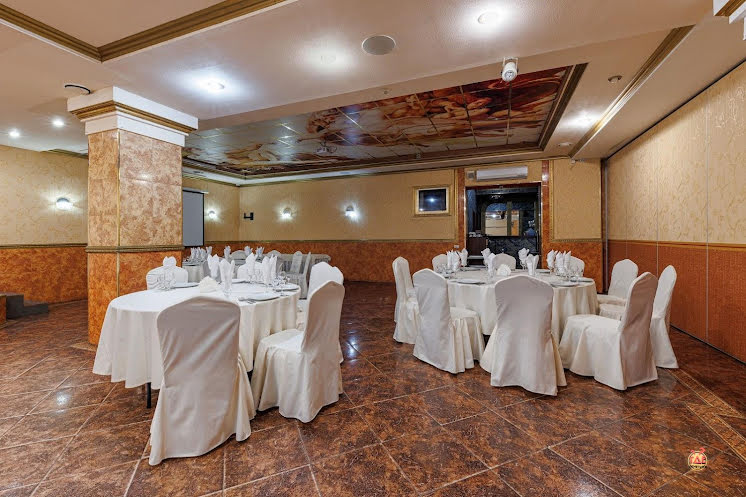 Зал «Голден холл» в «АМАКС Золотое кольцо» фотография №3