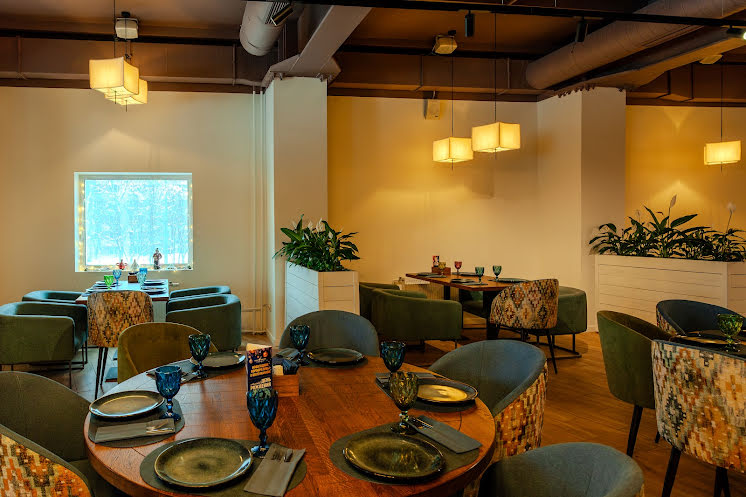 Зал 2 этажа  в «Шато Манави на Профсоюзной» фотография №4