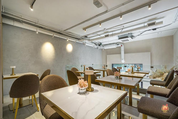 Зал ресторана  в «Date» фотография №3