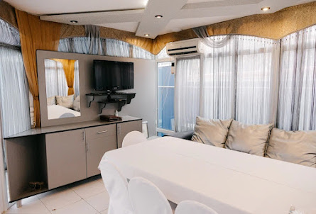 VIP-зал №5 в VIP-зал №3