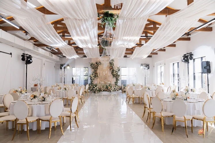 Основной зал  в «АМБАР ХОЛЛ» фотография №5