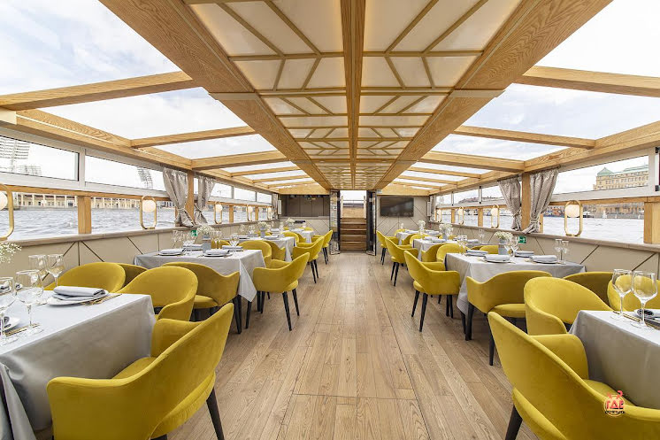 Палуба  в «Теплоход "Фицджеральд"» фотография №2