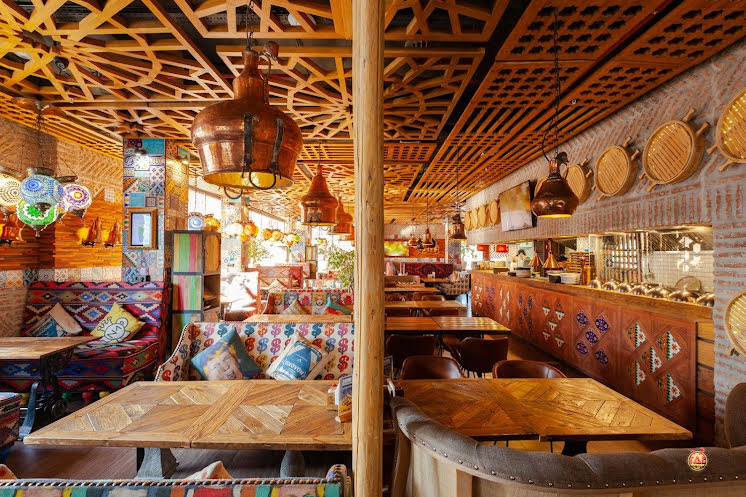 Зал ресторана  в «Чайхона №1 Новокосино» фотография №9