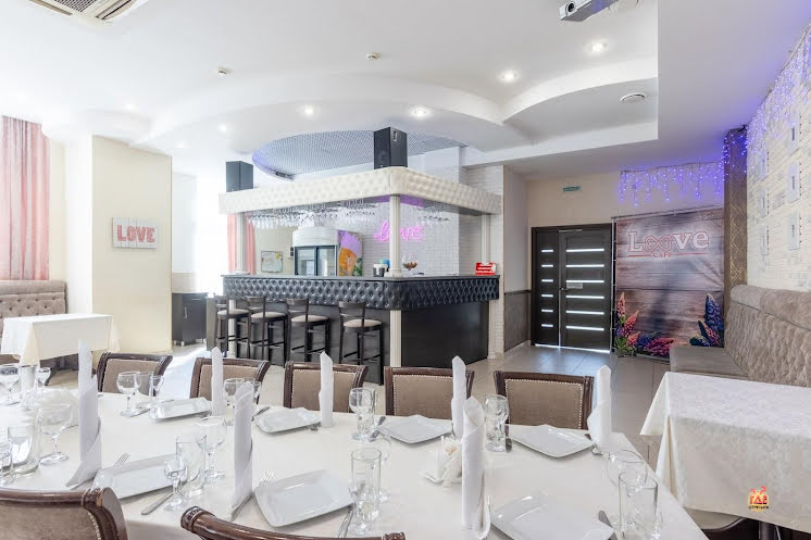 Основной зал  в «Love» фотография №11