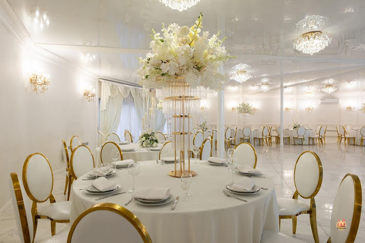 Большой зал в «БониМариЯ» фотография №9