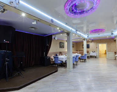  ресторан Гранд Фэмили