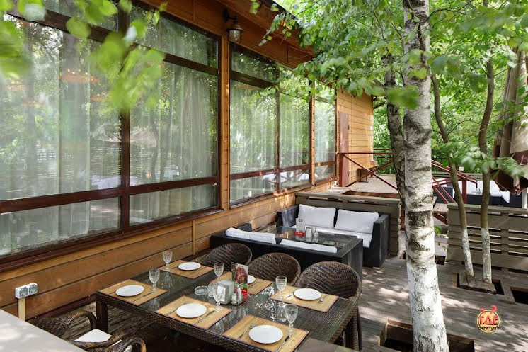 Летняя веранда в «Ипполит Матвеевич» фотография №9