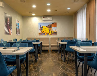  ресторан Курица или Рыба