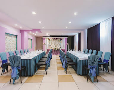  ресторан Миндаль