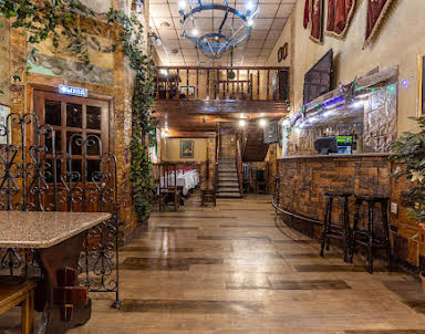  ресторан Замок Атоса