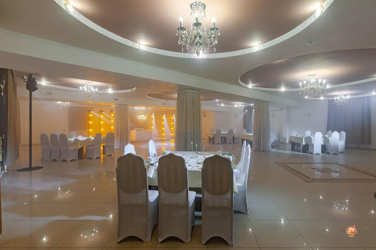 Большой зал в «Family» фотография №9