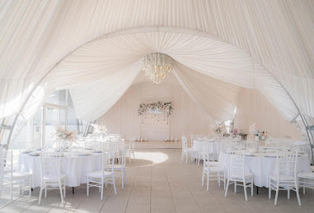 Шатёр c пирсом Pirogovo Event в Шатёр Podium