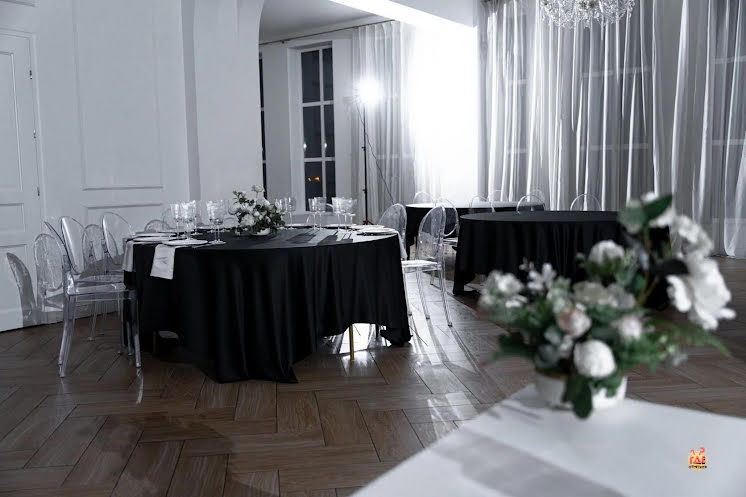 Зал на 2 этаже в «Amore House» фотография №8