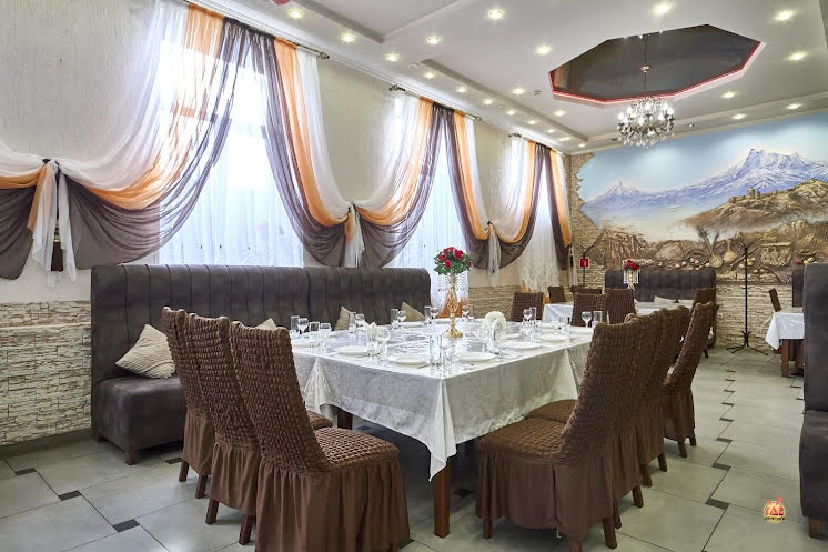 Основной зал в «Лезгинка» фотография №6